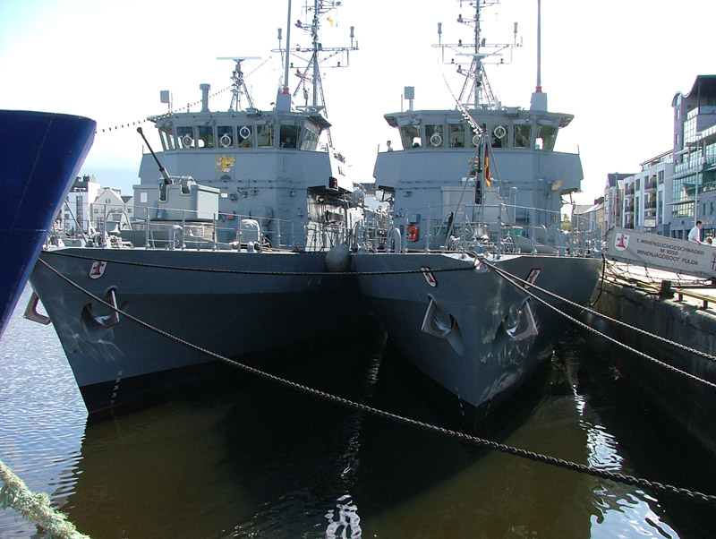 German Navy Minesweepers M1058 Fulda and M1060 Weiden